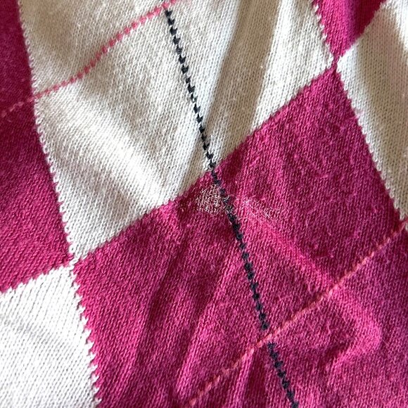 Tommy Hilfiger Argyle V-Neck Sweater ASO Spencer Hastings - Picture 7 of 10